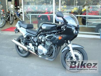 2002 Suzuki GS 1200 SS photo
